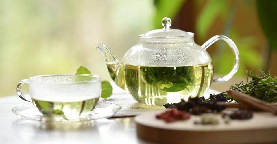 🌿麻黄（まおう）とは？  ― 漢方で最も“即効性”を持つ生薬 ―